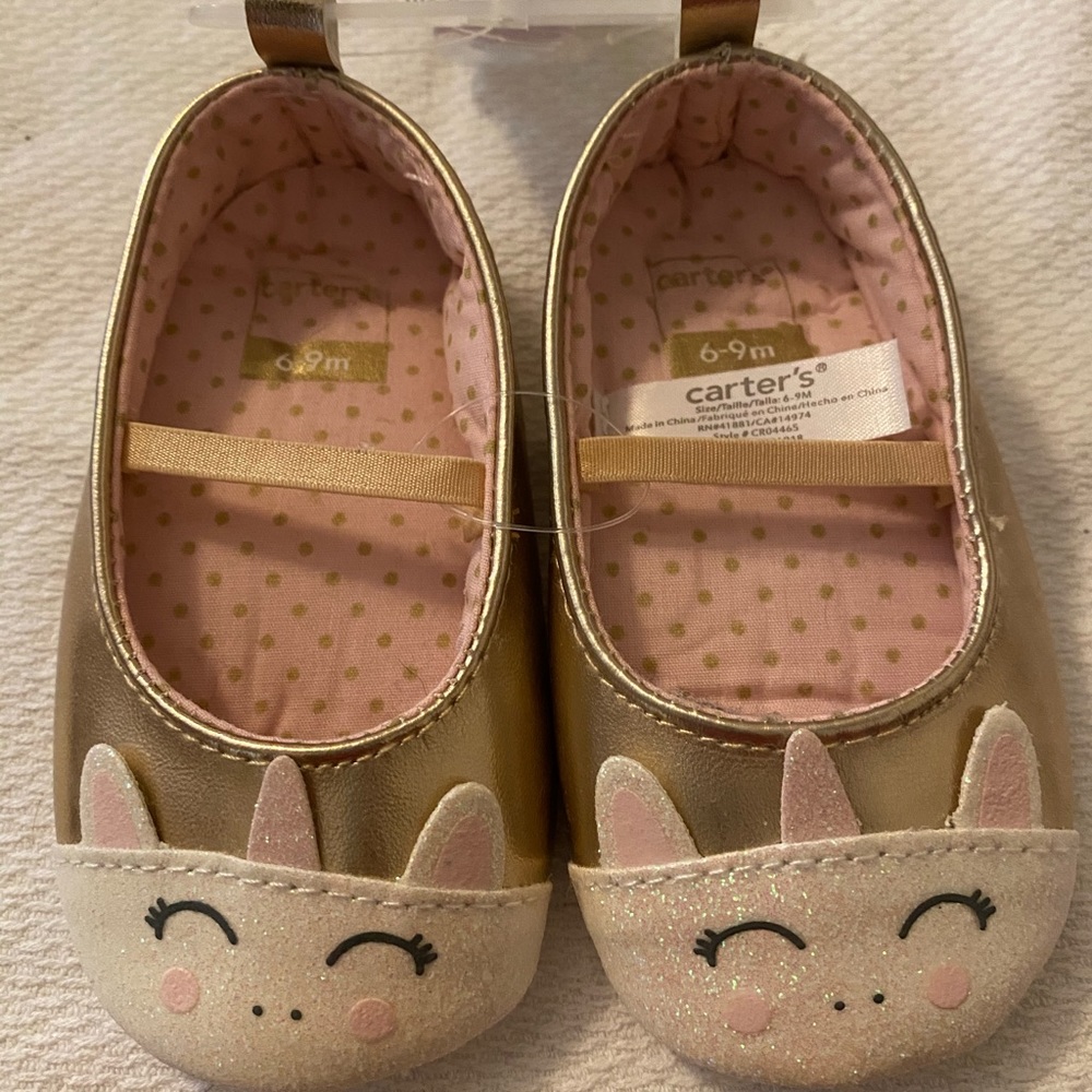 NWT Carter’s baby Mary Jane shoes